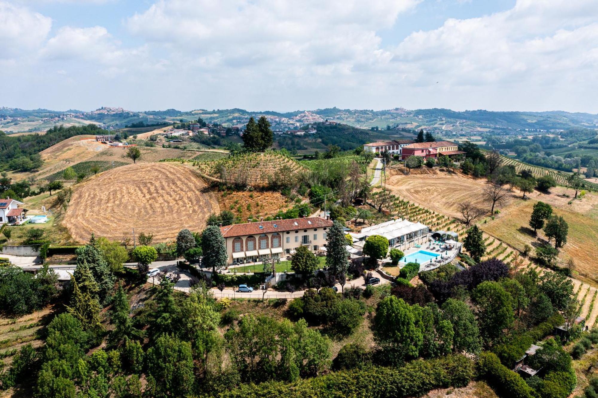 Locanda Del Boscogrande Montegrosso d'Asti Bagian luar foto