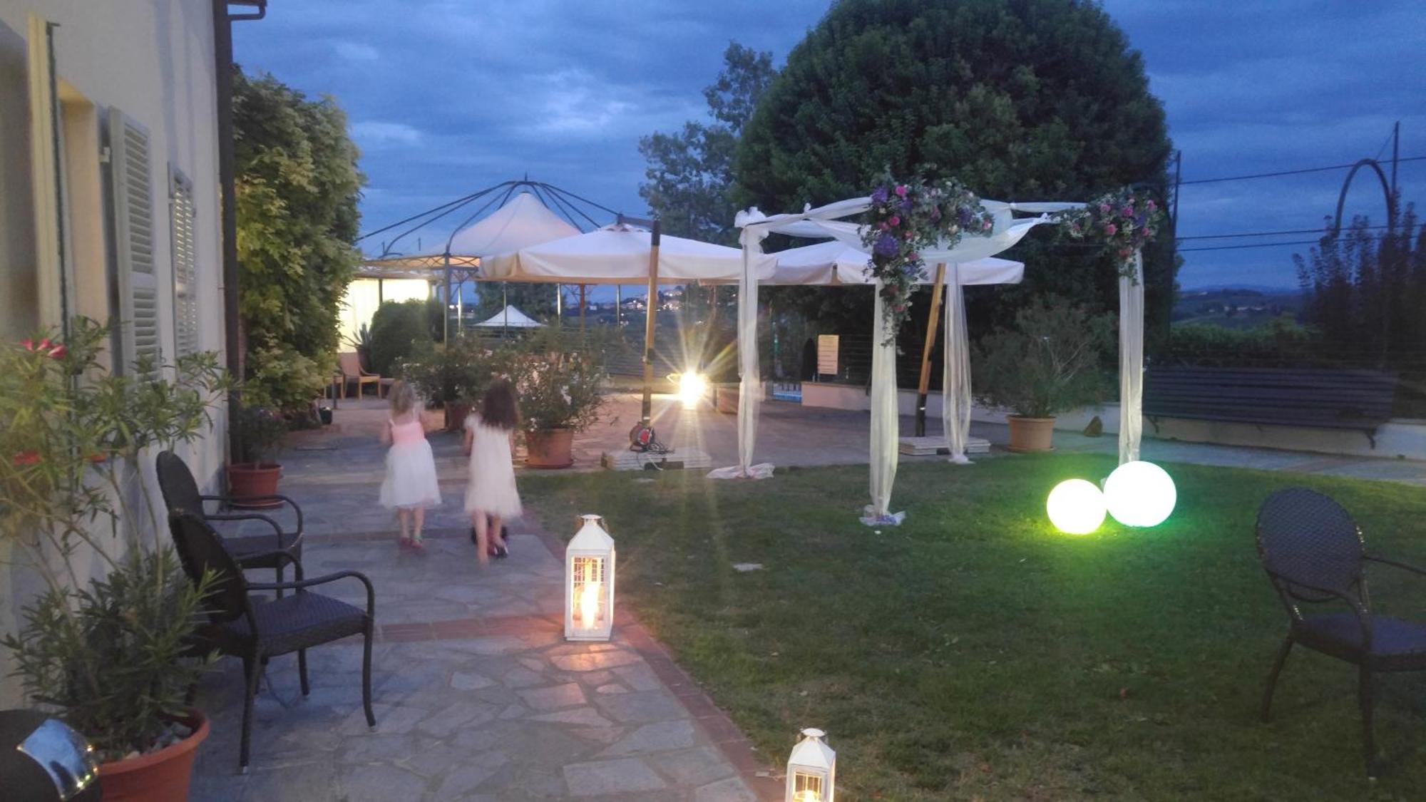 Locanda Del Boscogrande Montegrosso d'Asti Bagian luar foto