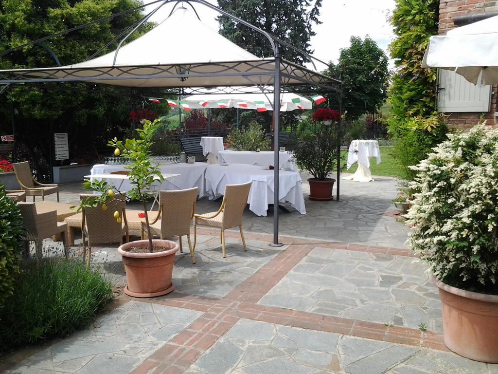 Locanda Del Boscogrande Montegrosso d'Asti Bagian luar foto