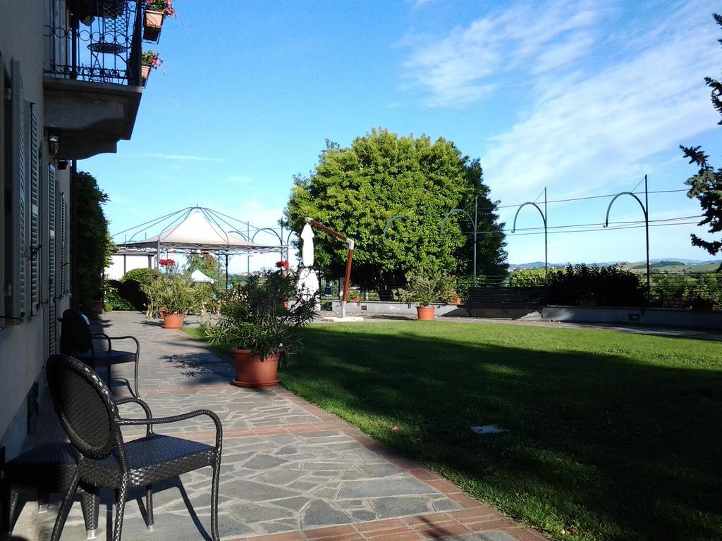 Locanda Del Boscogrande Montegrosso d'Asti Bagian luar foto