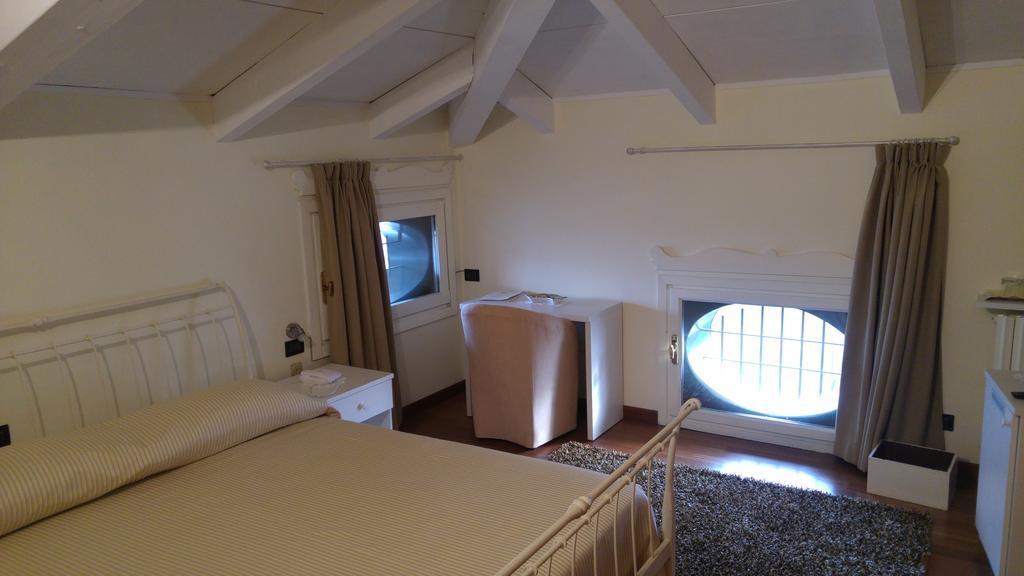 Locanda Del Boscogrande Montegrosso d'Asti Bagian luar foto