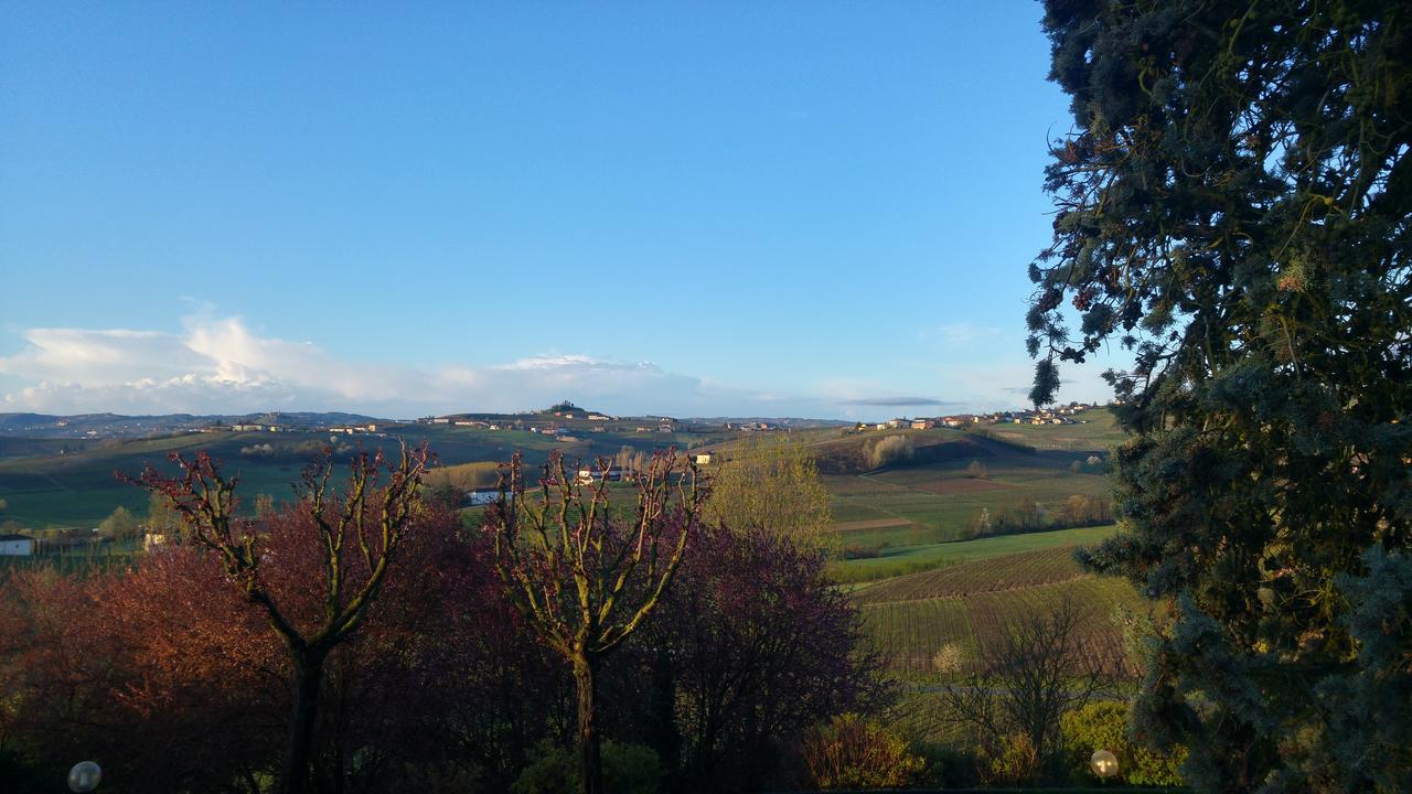 Locanda Del Boscogrande Montegrosso d'Asti Bagian luar foto